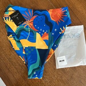 Skatie Palermo Monroe Bottom